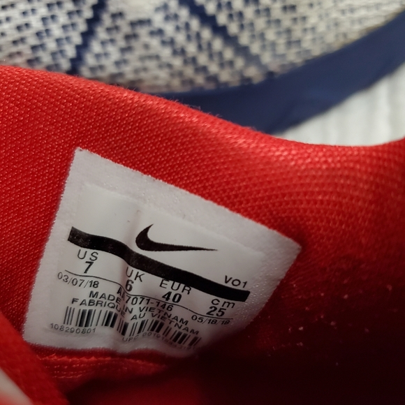 Nike Kyrie Irving Flytrap USA Basketball Shoes Men’s Size 7 Athletic Classic - Picture 15 of 15